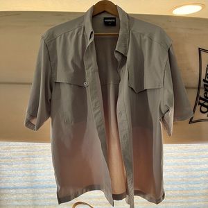 Mens extra large Shimano fishing shirt.